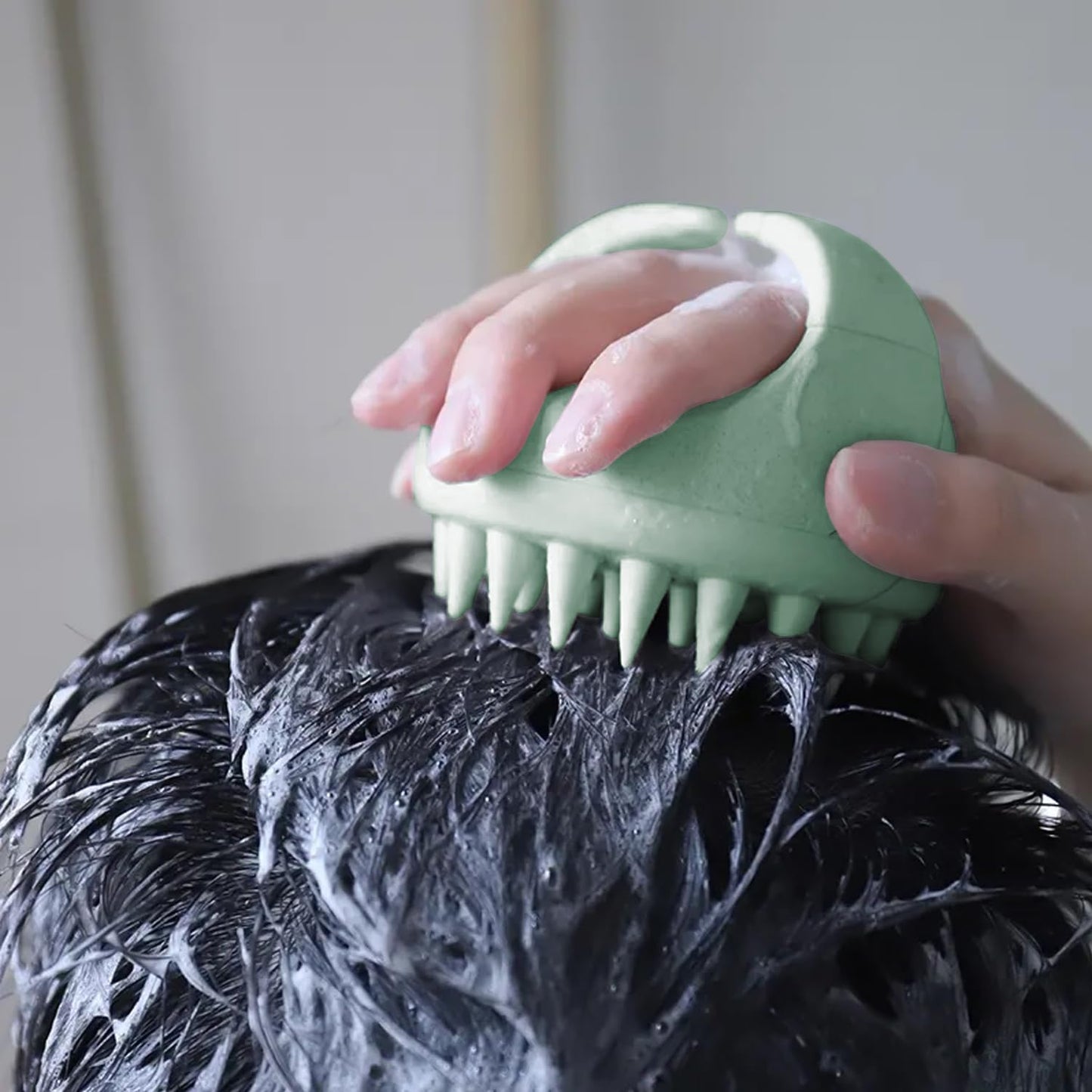 Scalp Massager Shampoo Brush, Scalp Scrubber with Soft Silicone Bristles, Scalp Exfoliator for Wet & Dry Hair (Green)
